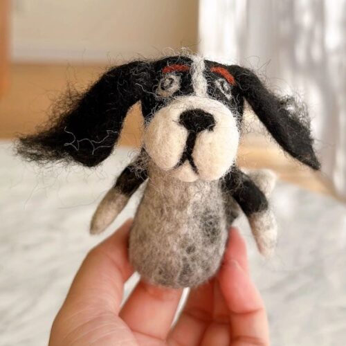 Cavalier King Charles Spaniel Finger Puppet