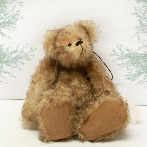 Teisen Lap by Wellwood Bears