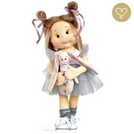 Vicky Lou and her Fufu by Lullu Dolls
